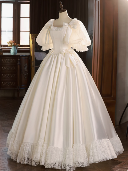 Französische Prinzessin Puffärmel Satin Spitze Tutu Hochzeitskleid P2626