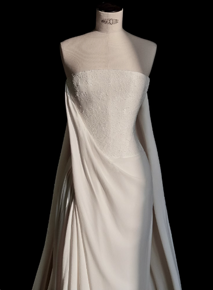 Elegantes weißes trägerloses Chiffon-Meerjungfrauen-Hochzeitskleid P2681