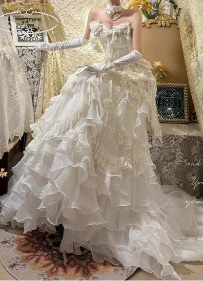 Französisches Heavy-Duty verträumtes Prinzessinnen-Off-Shoulder A-Linien Stufen-Hochzeitskleid P2684
