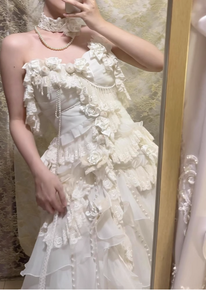 Französisches Heavy-Duty verträumtes Prinzessinnen-Off-Shoulder A-Linien Stufen-Hochzeitskleid P2684