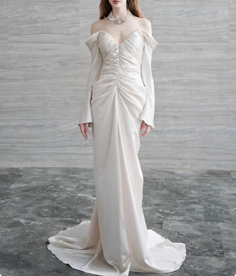 One-shoulder simple long-sleeved satin waist pleated small train mermaid wedding dress P2751