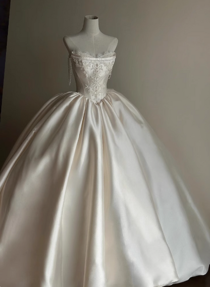French Retro Satin Strapless Ball Gown Long Wedding Dress P2758