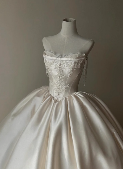French Retro Satin Strapless Ball Gown Long Wedding Dress P2758