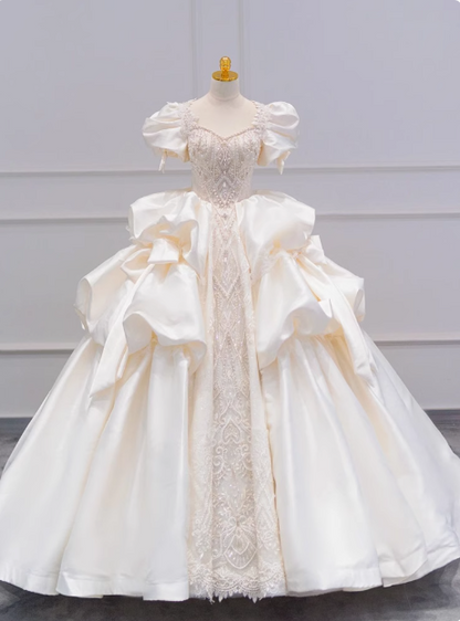 Französische Prinzessin Satin Puffärmel Perlen Weiß Bodenlanges Hochzeitskleid P2762