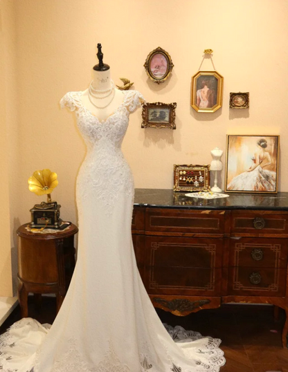 Vintage White Lace Satin Mermaid Wedding Dress P2784