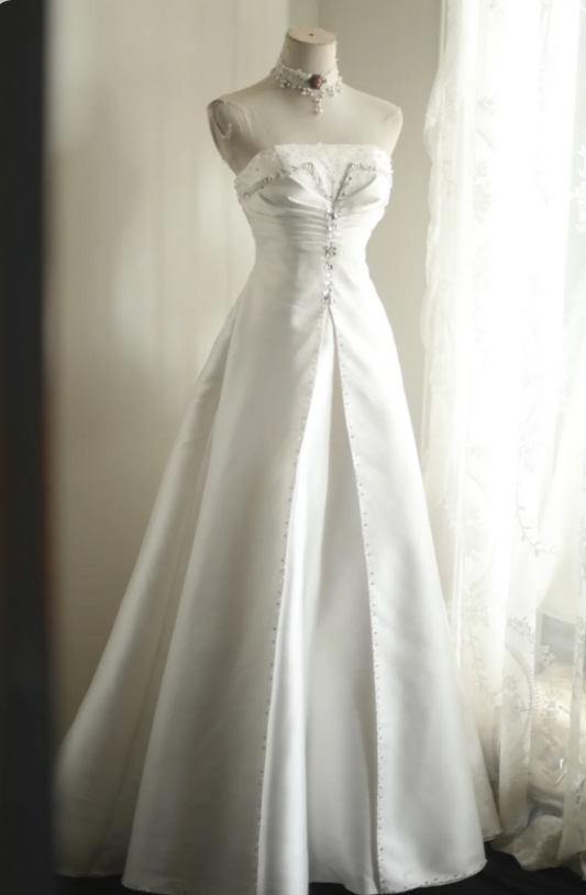 Retro Royal Princess Hand-beaded Bowknot A-line Floor-length Satin Wedding Dress P2808