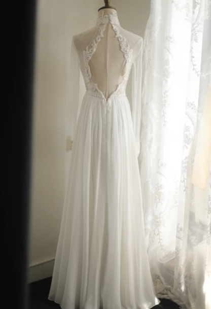 Französischer Vintage Rollkragen Langarm Chiffon-Mesh-Spleiß Elegantes Bodenlanges Hochzeitskleid P2816