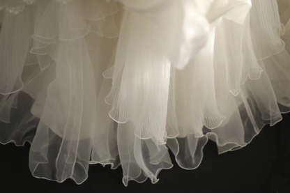 Retro Palace unregelmäßiges Neckholder-Brautkleid aus Tüll mit Rüschen in A-Linie P2824