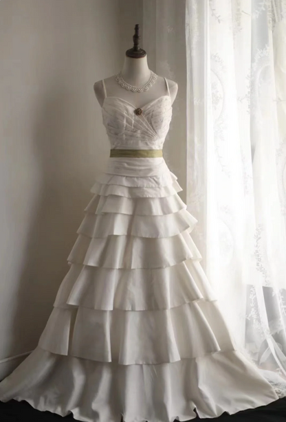 Retro Palace Perlen Rock Kuchen Gestufte Hochzeitskleid P2844