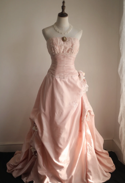 Retro Prinzessin Rosa Bandeau Top Irreguläres Puff-Hochzeitskleid P2846