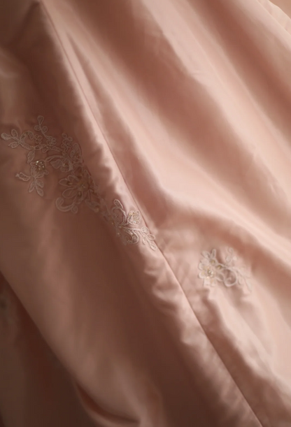 Retro Prinzessin Rosa Bandeau Top Irreguläres Puff-Hochzeitskleid P2846