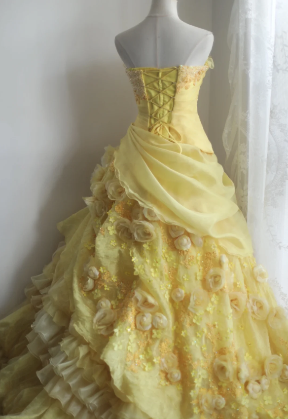 Vintage Heavy Handmade Flower Tube Top Light Yellow Pleated Layered Pu – PreppyDress