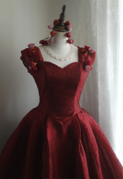 Wunderschönes, weinrotes, schulterfreies Retro-Prinzessinnen-Brautkleid mit Herzausschnitt und bauschigem Rock P2859