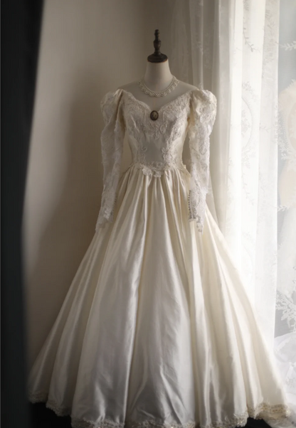 Cream Beige Palace Retro Long Sleeve Bow Satin Wedding Dress P2861 – PreppyDress