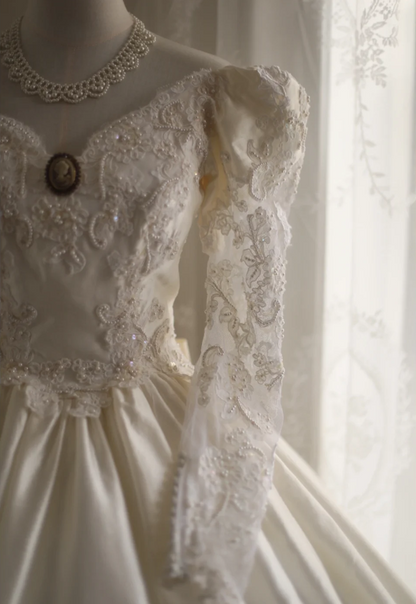 Cream Beige Palace Retro Long Sleeve Bow Satin Wedding Dress P2861