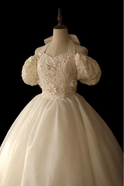 Prinzessin Puffärmel Neckholder Perlenbesetztes Puff Hochzeitskleid P2866