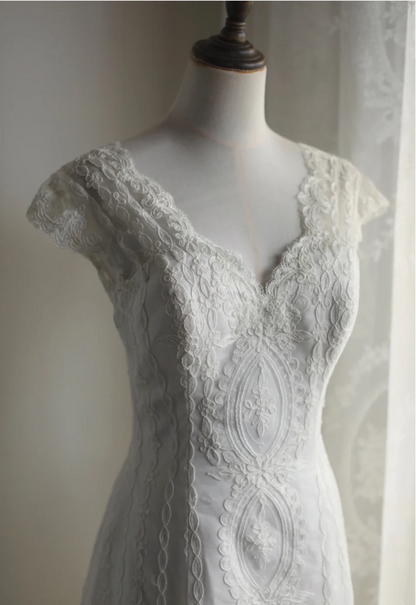 Vintage schulterfreies Hochzeitskleid aus Palastspitze P2867