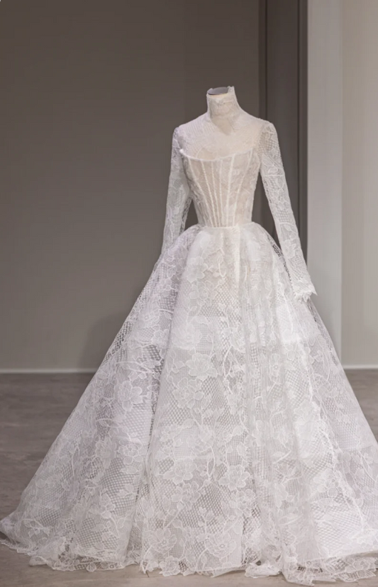 Retro Elegant White Lace High Neck Long Sleeve Floor-Length Wedding Dress P2876