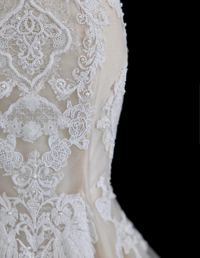 French retro palace white beaded lace princess dreamy floor-length wedding dress P2883