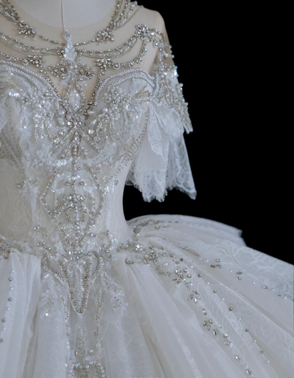 Französische Palast-Spitze Perlen Prinzessin Bodenlanges Hochzeitskleid P2884