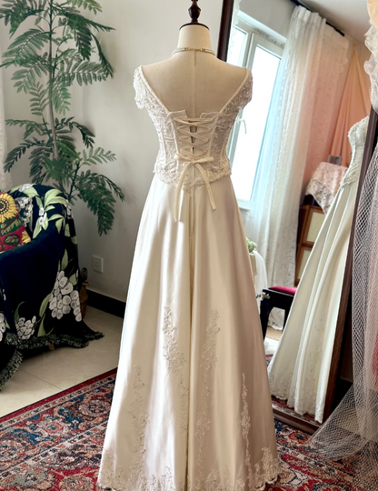 chinese dress ladies New Full Lace Split Wedding Dresses Illusion Back Bridal Gowns with Detachable Satin Skirt