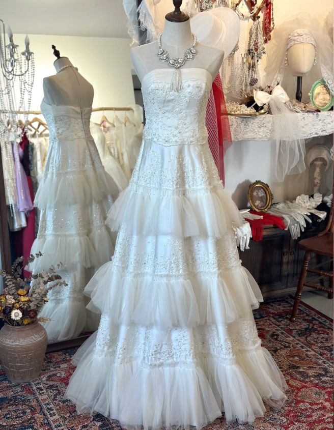 Retro Strapless Cake Skirt Layered Floor-Length Wedding Dress P2928   PreppyDress
