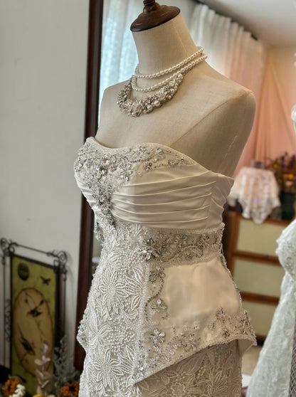 Vintage schwere Perlen große Spitze Bandeau Brautkleid mit Schleppe P2952