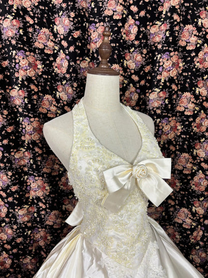 Vintage Ivory Halter Neck Satin Hollow Lace Wedding Dress P2959
