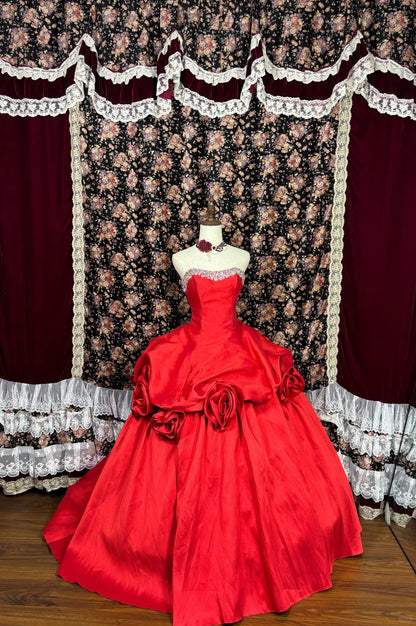 Retro leuchtend rotes Tube-Top 3D-Rosen flauschiges Brautkleid P2963