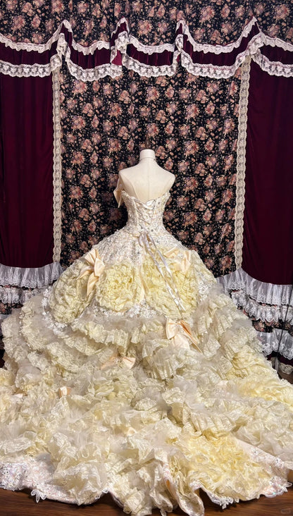 Retro light yellow tube top bow beaded lace princess trailing wedding PreppyDress Retro light yellow tube top bow beaded lace princess trailing wedding PreppyDress