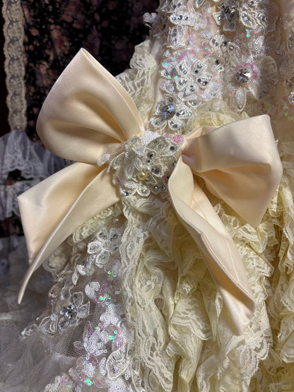 Retro light yellow tube top bow beaded lace princess trailing wedding dress P2969