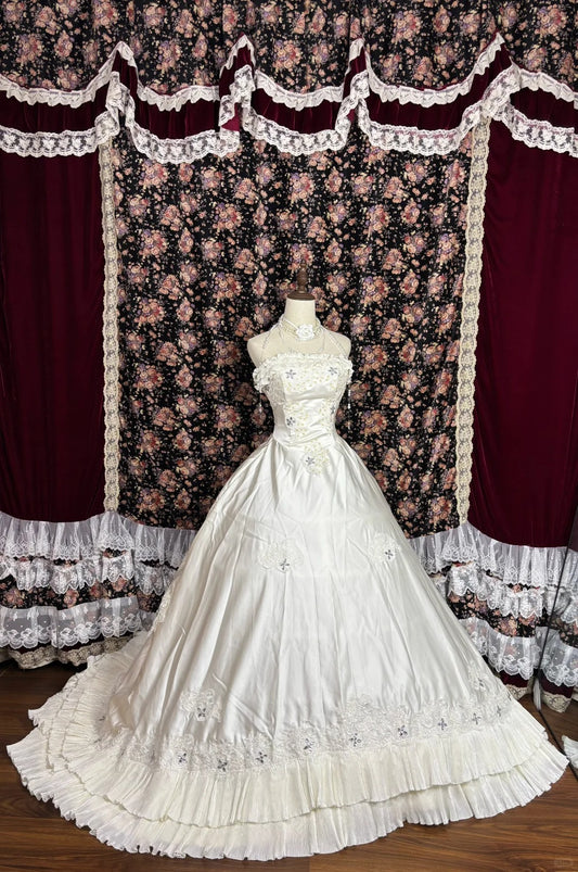 Retro cute strapless satin back strappy train wedding dress P2975