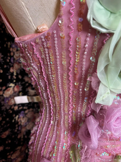 Vintage rosa handgefertigtes Brautkleid im Meerjungfrauen-Stil mit großen Blumen, Hirseperlen und Pailletten P2984