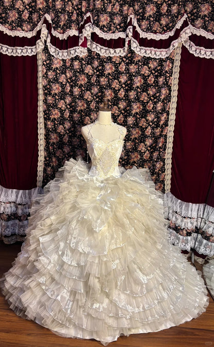 Prinzessinnen Ballettträger Blumenstickerei Oversize Kuchenrock Hochzeitskleid P3030