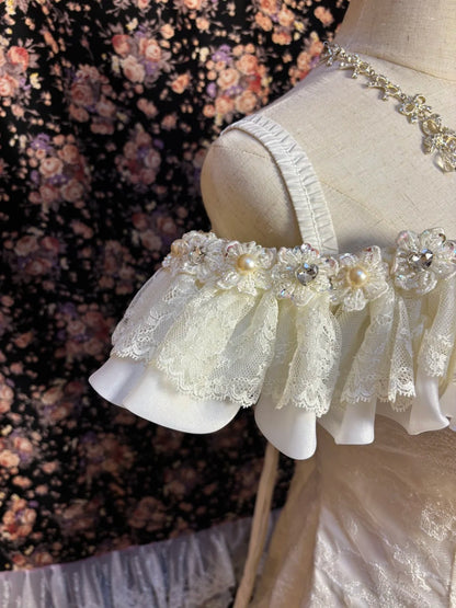 White Elegant One Shoulder Lace Embroidery Three-Dimensional Flower Bias Cut Small Train Wedding Dress P3033