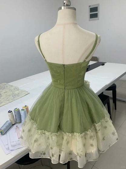 Vintage grünes trägerloses Ombre-Tüll-Mini-Heimkehrkleid P3161