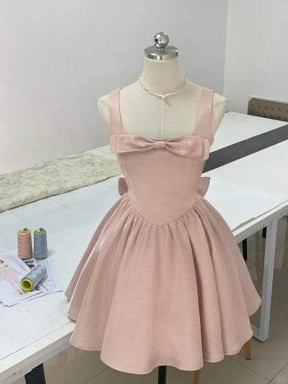 Elegant Pink Bow Satin A-Line Sleeveless Homecoming Dress P3170