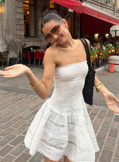 Jolie robe de bal de fin d'année blanche bustier en dentelle coupe trapèze avec nœud P3216