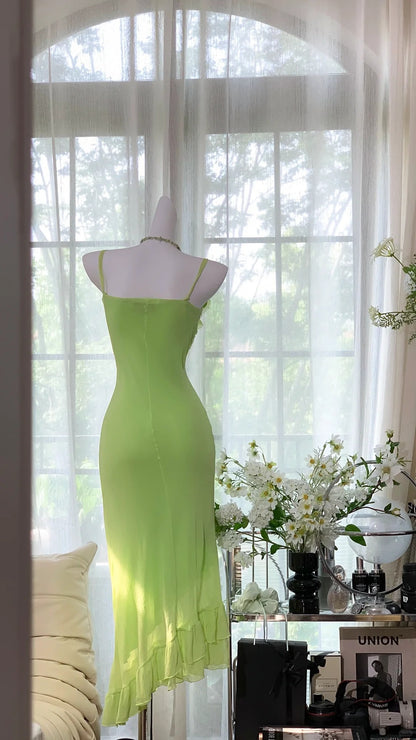 Einfaches grünes Chiffon-Meerjungfrauen-Abendkleid mit asymmetrischem Rock P3257