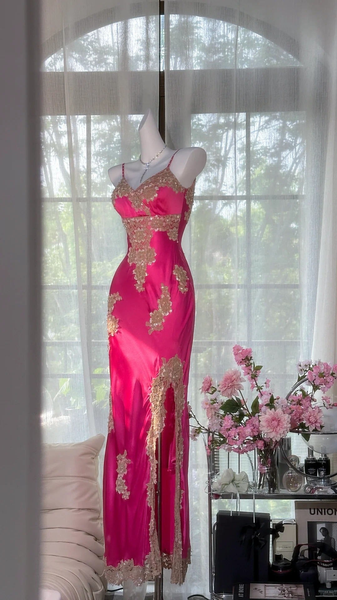 Retro Barbie Pink Lace and Satin Slit Mermaid Evening Dress Prom Dress P3258