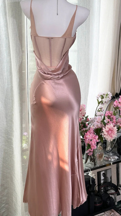 Sanftes rosafarbenes Träger-Satin-Meerjungfrauen-Abendkleid Ballkleid P3260