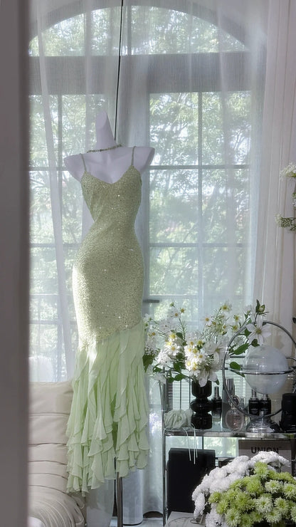 Frisches grünes Perlen-Chiffon-Ballkleid mit Rüschen P3263