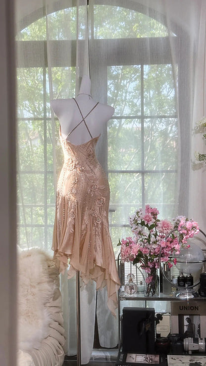 Retro Rosa Meerjungfrau Perlen Bestickt Unregelmäßiger Saum Abschlussballkleid P3267