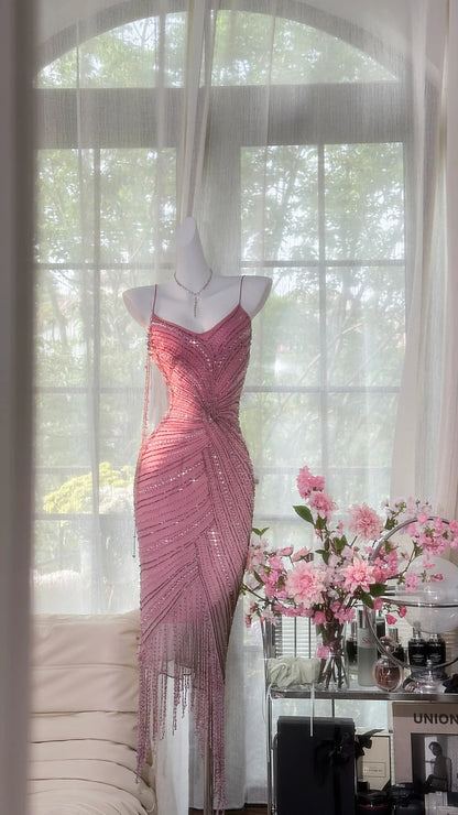 Luxuriöses, schweres, pinkfarbenes Meerjungfrauen-Ballkleid mit Quasten und Perlen P3270