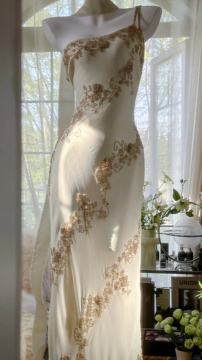 Fließendes, perlenbesetztes, elegantes Chiffon-Ballkleid mit einer Schulter P3283