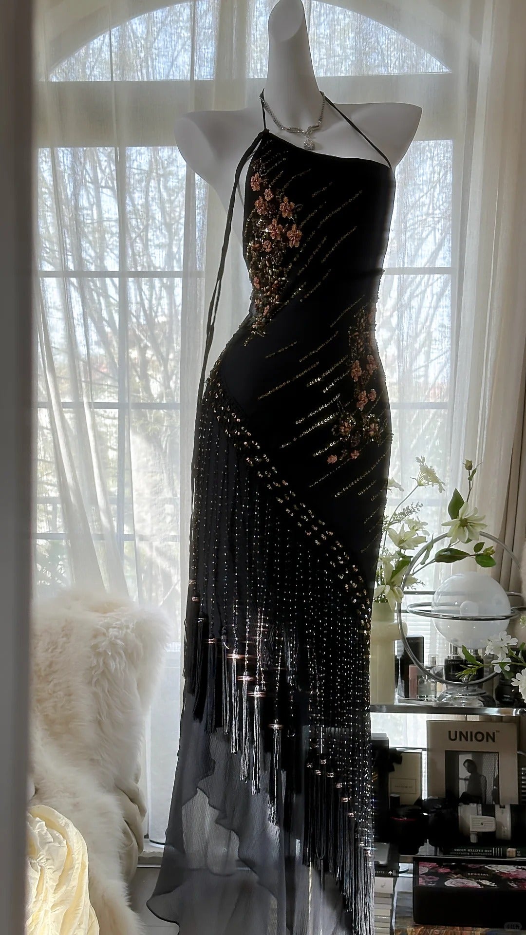 Elegance and mystery halterneck off-shoulder black fringe beaded chiffon prom dress P3284