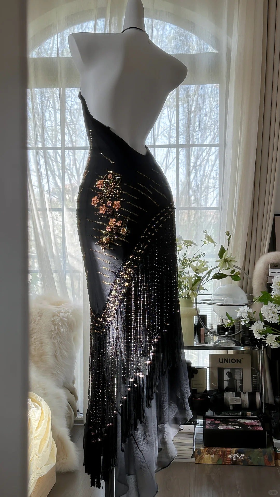 Elegance and mystery halterneck off-shoulder black fringe beaded chiffon prom dress P3284