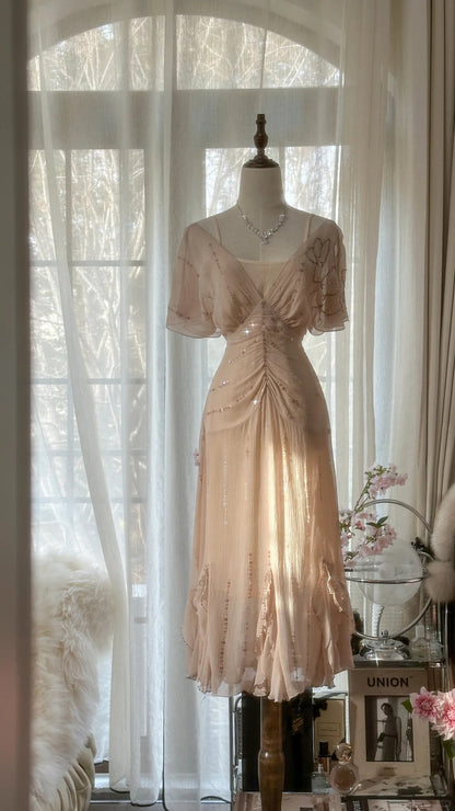 Elegantes rosafarbenes V-Ausschnitt kurzärmeliges fließendes Chiffon-Ballkleid P3309