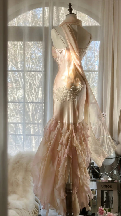 Wunderschönes pinkes Träger-Chiffonkleid mit asymmetrischem Rock für den Abschlussball P3314