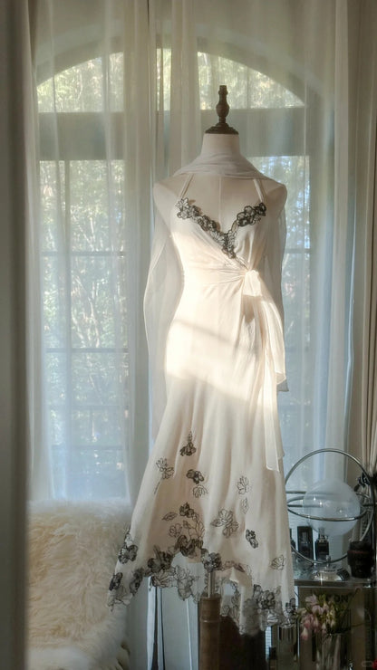Sexy weißes Neckholder Chiffon Abendkleid mit Spitzenbesatz P3318